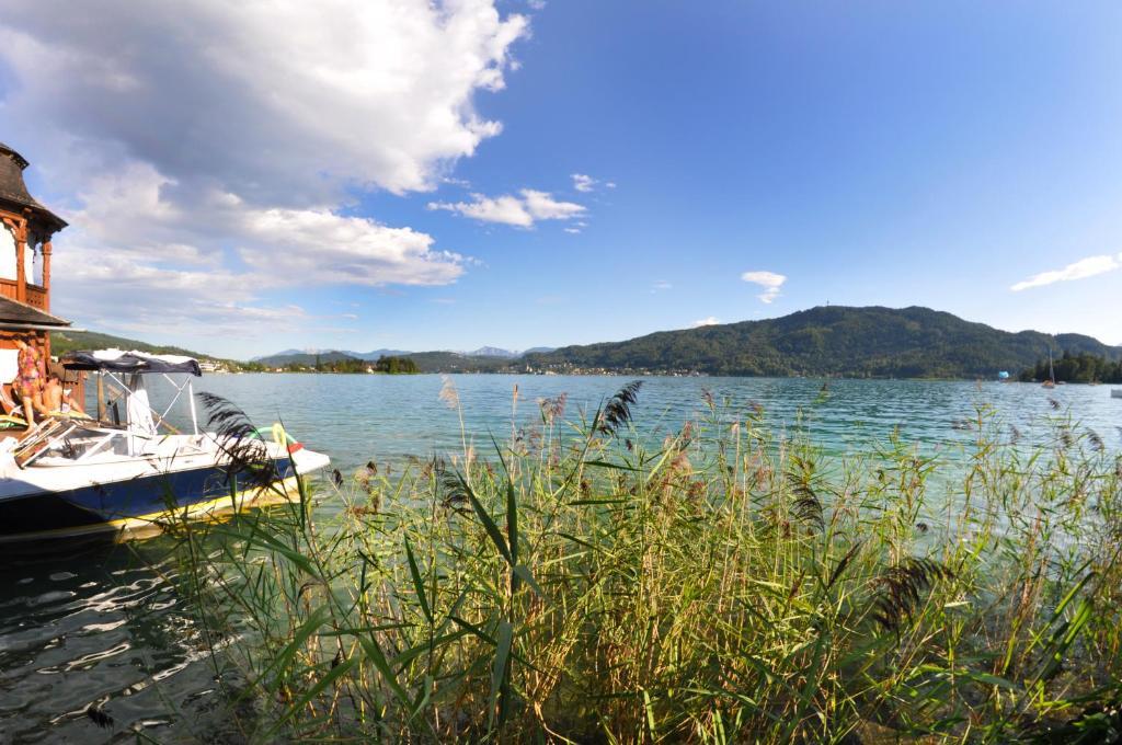 Schlossvilla Miralago Portschach am Woerthersee Exterior photo