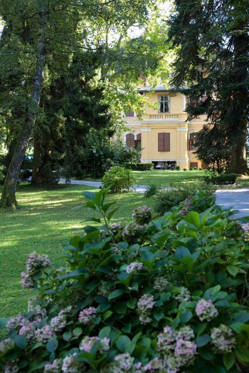 Schlossvilla Miralago Portschach am Woerthersee Exterior photo